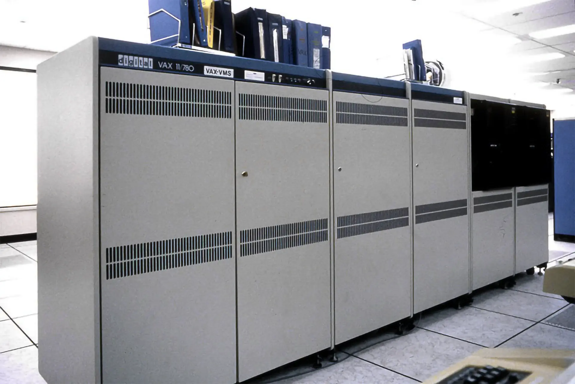 Figure 2: DEC Vax 11/780